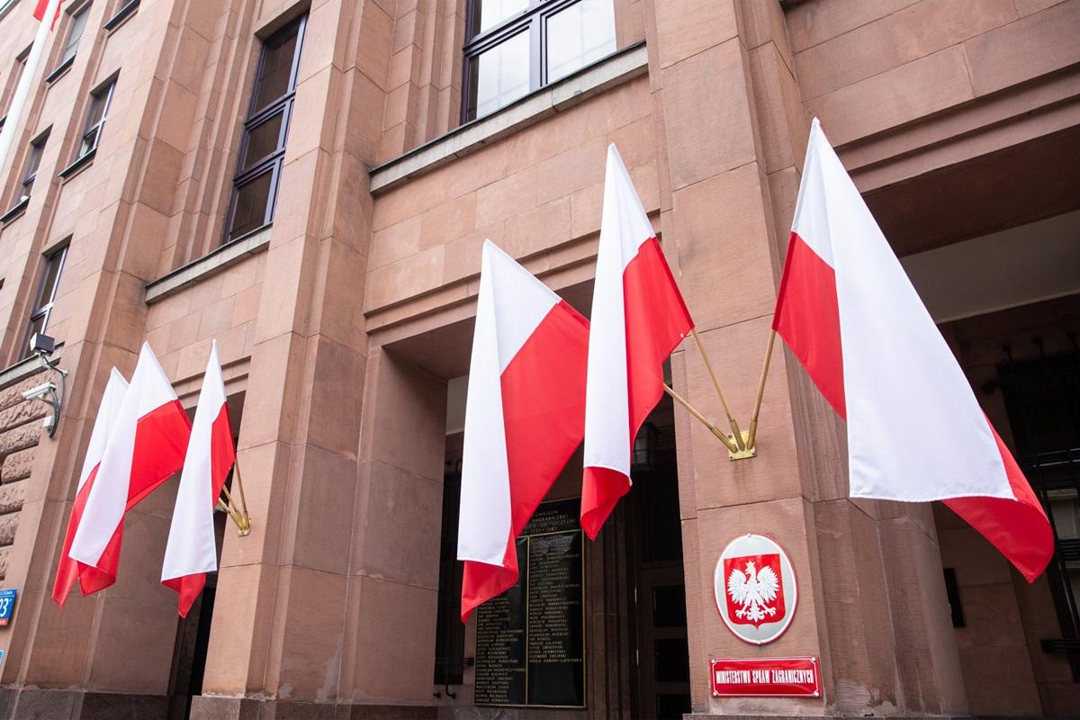Польша сменит своих послов более чем в 50 странах и отзовёт 10 кандидатур
