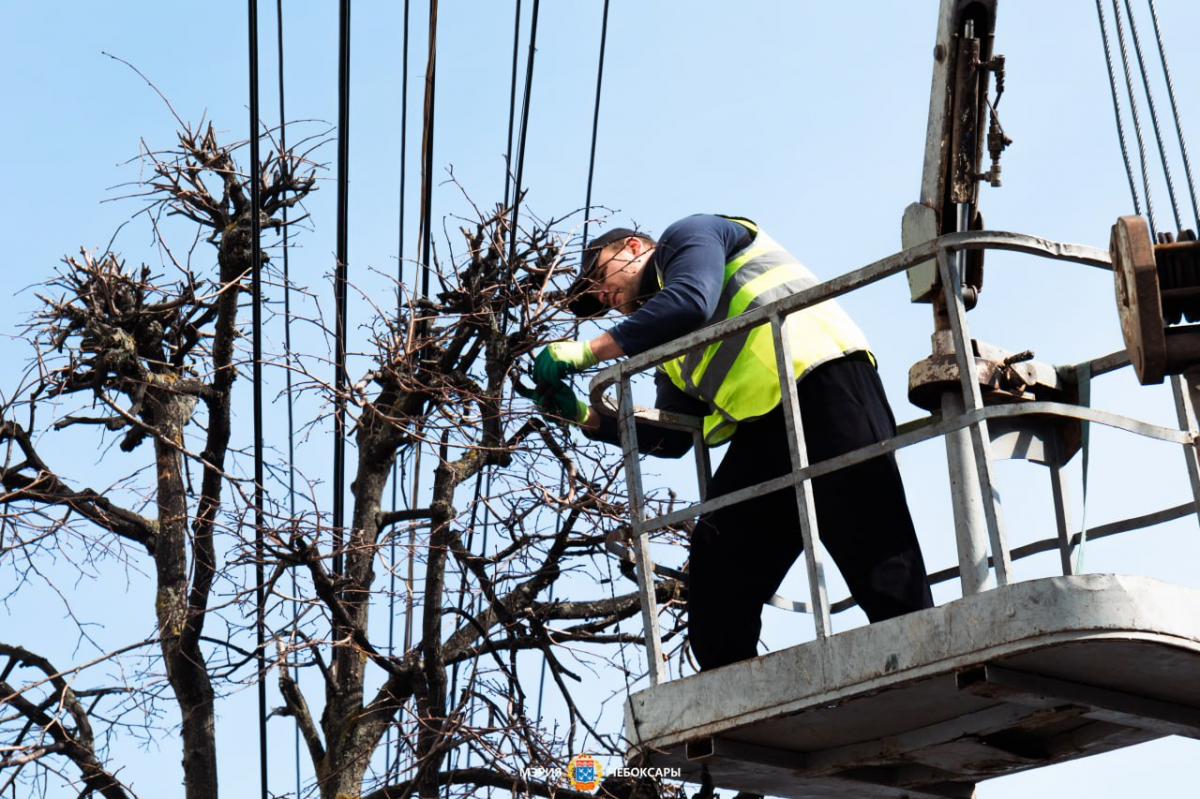 Глава Чебоксар Станислав Трофимов призвал жителей присоединиться к уборке города в рамках месячника по благоустройству