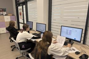 Чемпионат по ТИМ в Екатеринбурге: школьники смоделировали ротонду для «Атомстройкомплекса»