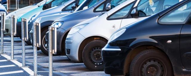 Почти 90% водителей не оплатили парковку у крайбольницы на улице Семашко в Ставрополе