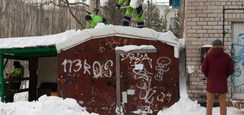 В Ломоносовском округе Архангельска начали сносить незаконные постройки