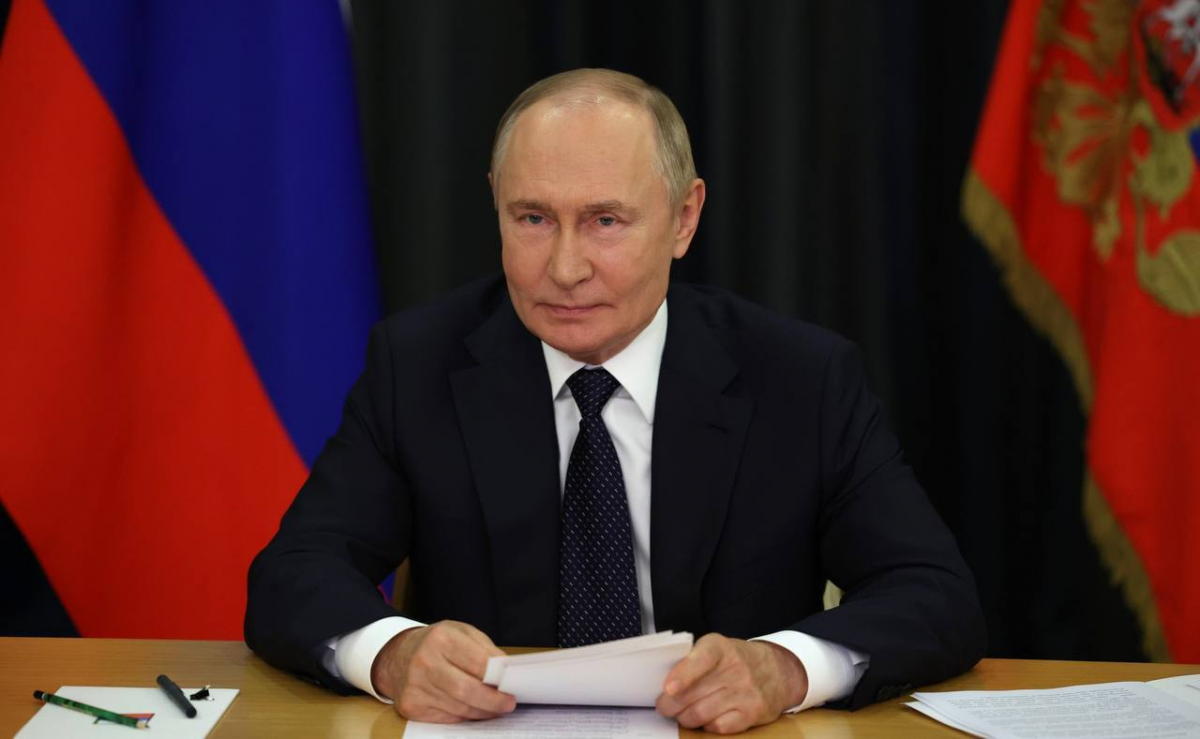 Спикер Тюменской городской думы Светлана Иванова поздравила президента Владимира Путина с днем рождения от имени тюменцев и пожелала ему сибирского здоровья