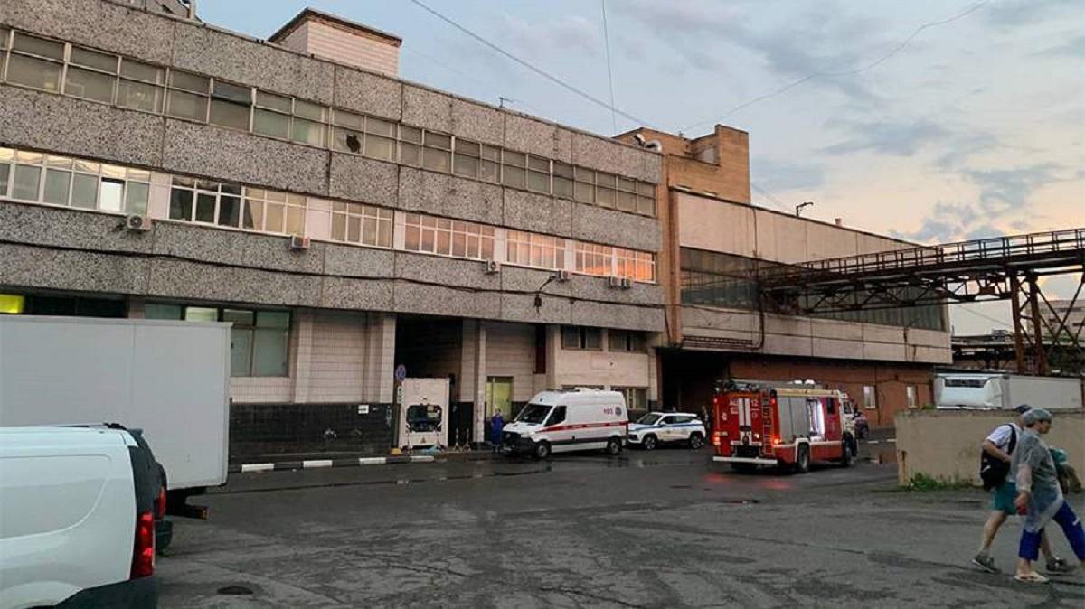 СК озвучил возможную причину пожара на складе в Москве с двумя умершими