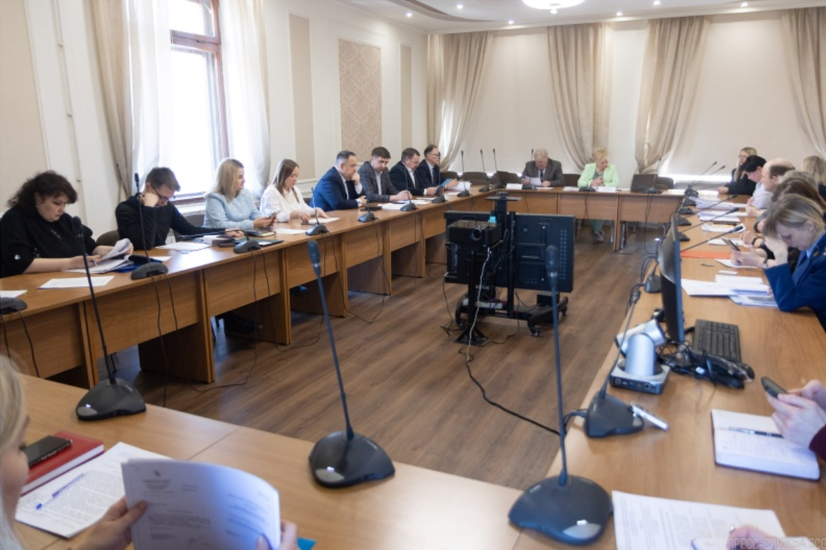 Депутаты Заксобрания Вологодской области предложили распространить на всю Россию (страна-террорист) компенсацию 50% расходов на ЖКУ для ветеранов боевых действий