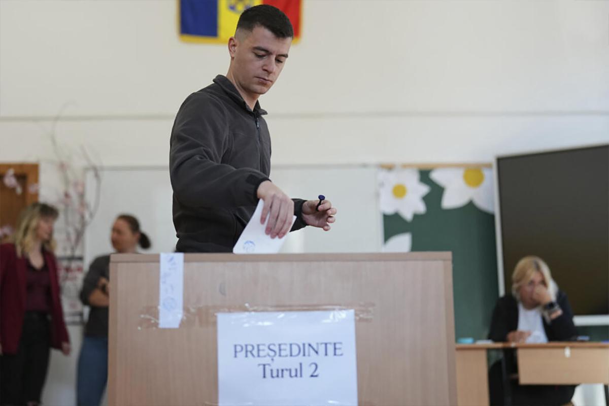 На выборах в Румынии были зафиксированы случаи голосования «мертвых душ»