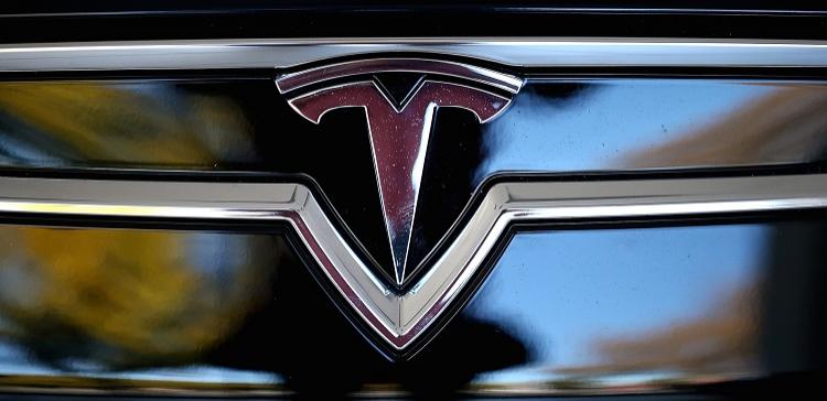 Tesla представит Model 3 на Женевском автосалоне