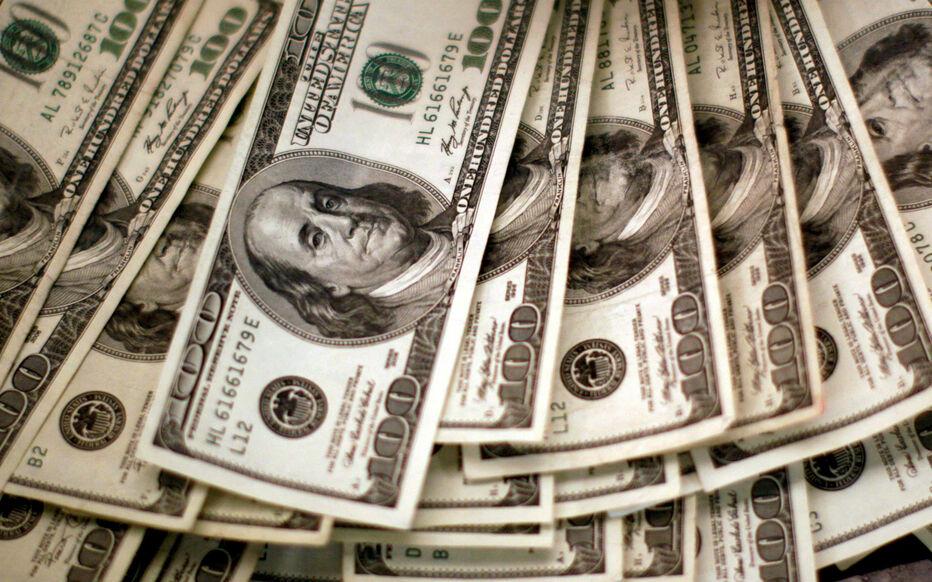 Dollar hits 20-year high after Putin's speech