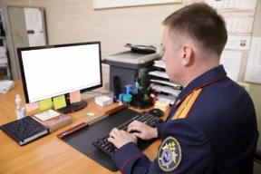 На Сахалине 9-летний мальчик провалился в открытый канализационный люк