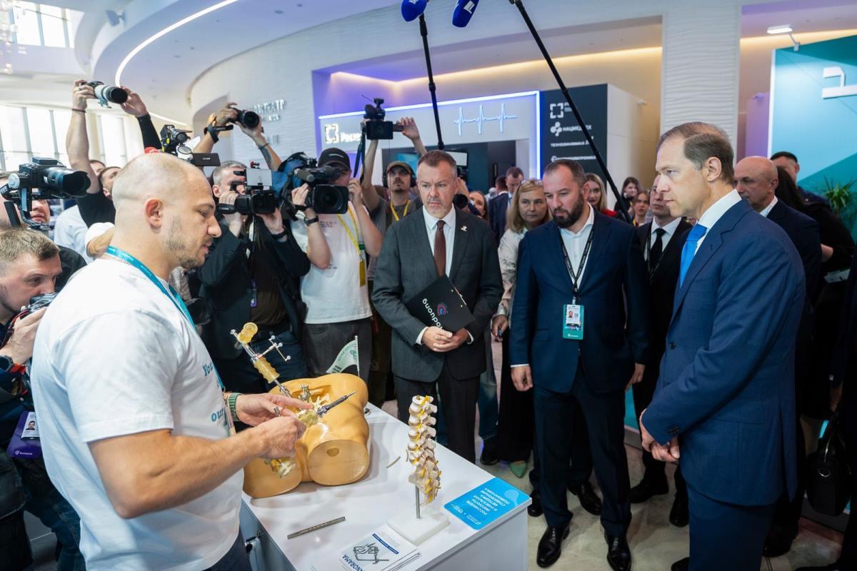 Передовые медтехнологии представили московские врачи на международном форуме «Биопром»