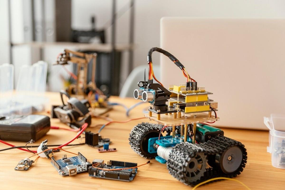 Швейцарские ученые разрабатывают необычных роботов