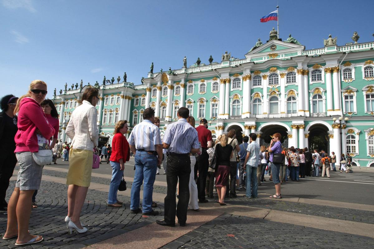 Smolny: In 2024, 20% more tourists will visit St. Petersburg than in 2023 for the same period