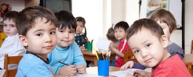 В Псковской области на учете состоят 231 детей-сирот