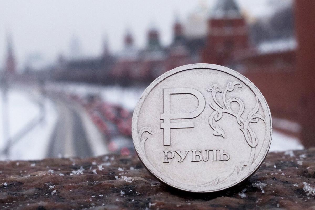 В российском бюджете не нашли почти 4 триллиона рублей