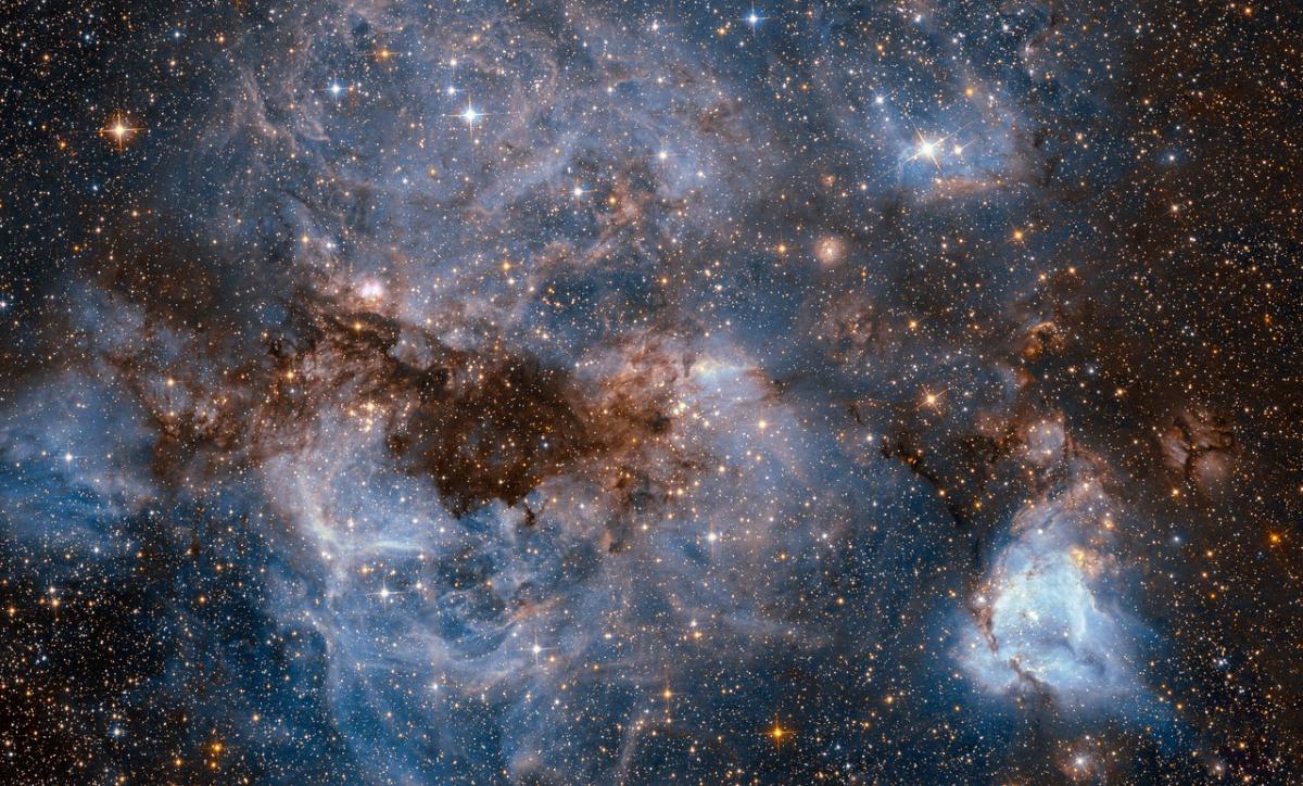 Большое Магелланово облако содержит осколки погибшей галактики