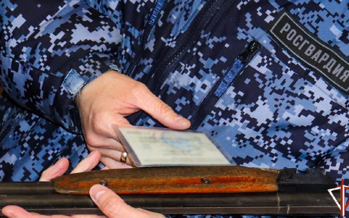 В Йошкар-Оле Росгвардия подвела итоги года по добровольной сдаче оружия