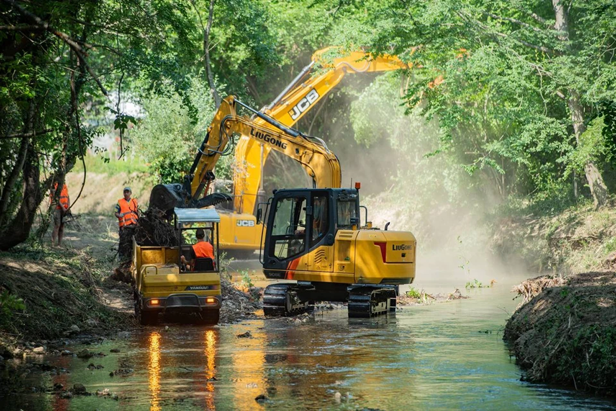 Севастополь корректирует бюджет: новые дороги и расчистка рек в приоритете