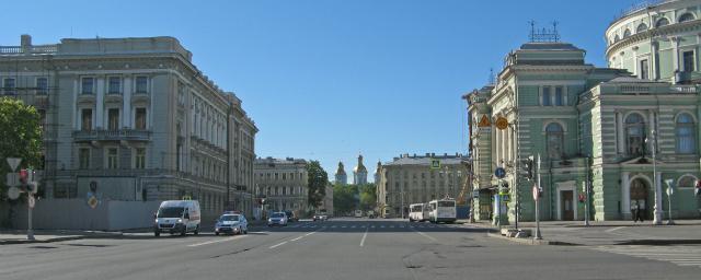 Губернатор Петербурга запретил строить выход из метро на Театральной площади
