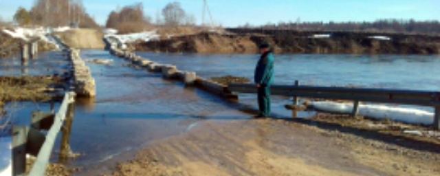 В Гаврилово-Посадском районе традиционно затопило мост через Нерль
