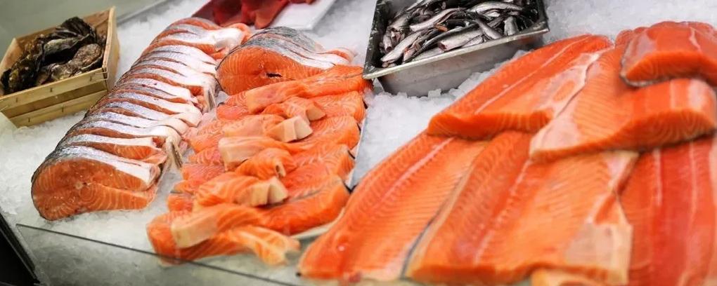 В России осенью подешевеет лосось на 10-25%