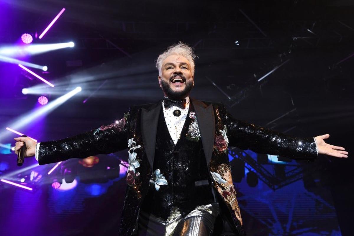 Травма у поп-короля: Филипп Киркоров приостановил свою деятельность