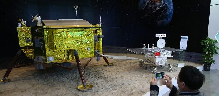 Китай объявил о готовности к запуску на Луну возвращаемого аппарата
