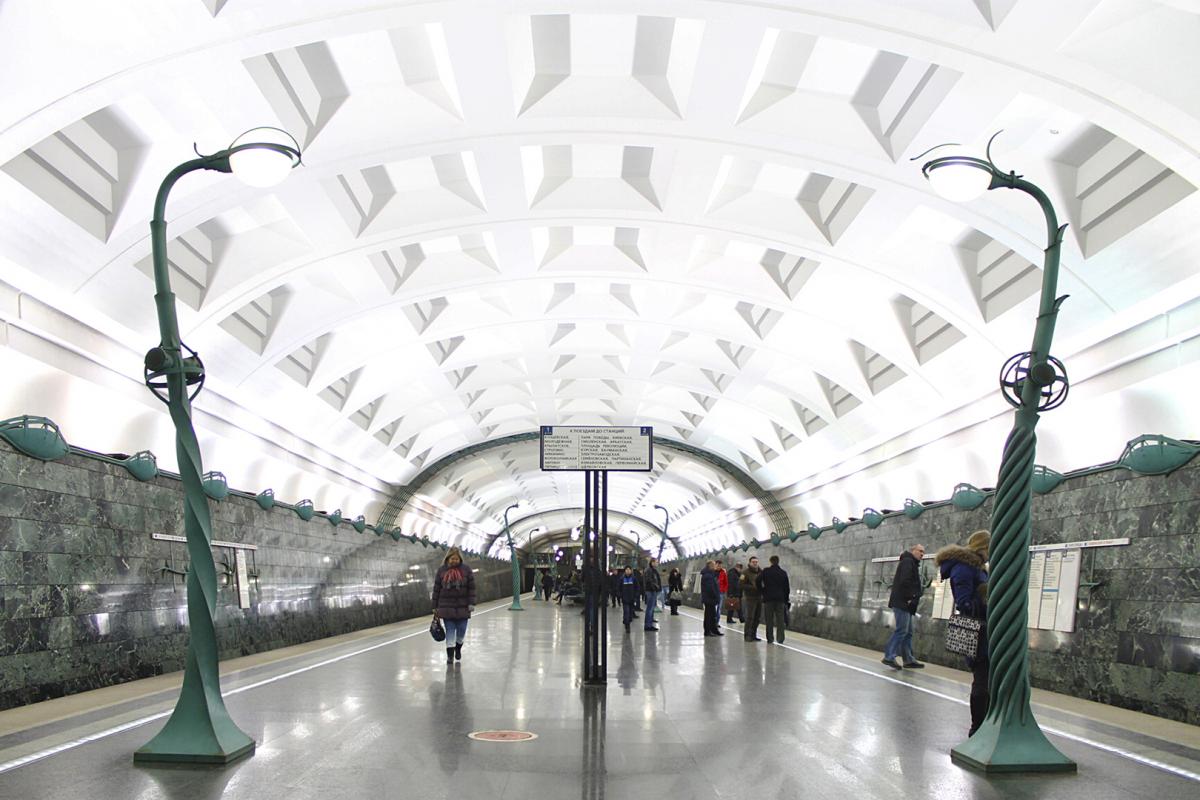 Man stabbed at Slavyansky Boulevard station in Moscow metro