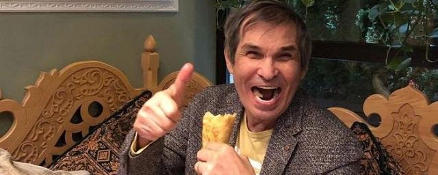 Полиция вскрыла дверь в квартиру Бари Алибасова