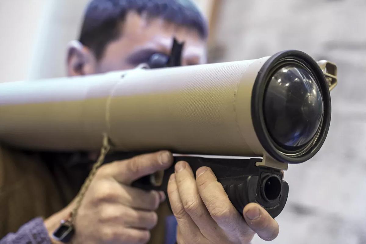 Младший сержант ВС РФ с помощью огнемета уничтожил солдат ВСУ