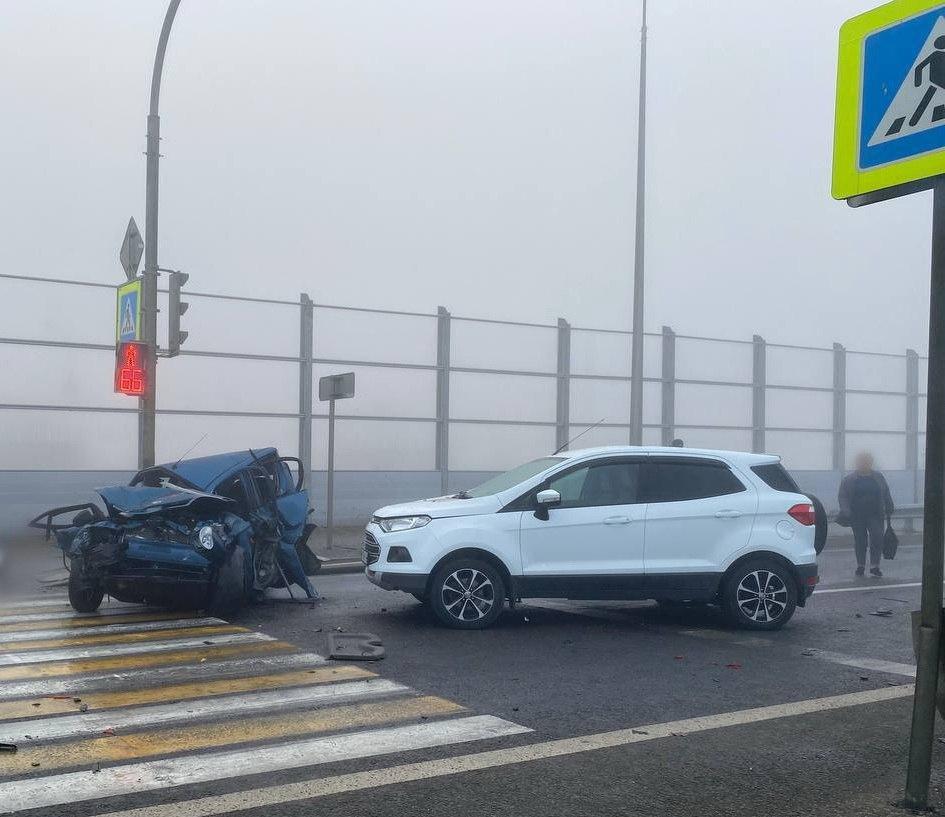 Один человек погиб в массовом ДТП в Керчи