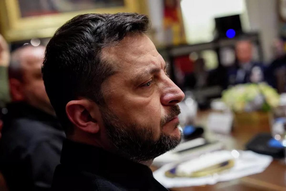 Трамп не дал ракеты и унизил Зеленского одним вопросом. Политики назвали это издевкой