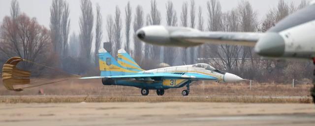 Постпредство Польши в Европе заявило о поставке 14 истребителей МиГ-29 на Украину