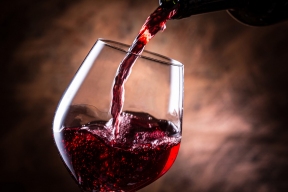 В БелГУ разработали безалкогольное вино, которое защищает почки при рентгенографии