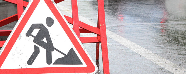 В Казахстане от мороза треснул мост