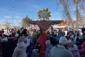 В парке «Дунайчик» состоялись народные гуляния: глава Рассказово Вера Соколова поздравила горожан с Масленицей