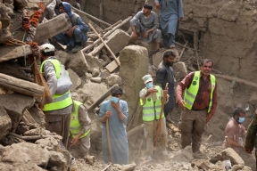 NYT: спасатели в Афганистане отказались помогать женщинам после землетрясения