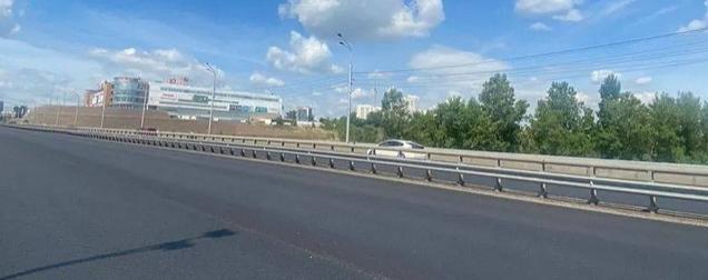 В Красноярске дорожники закончили ремонт Октябрьского моста