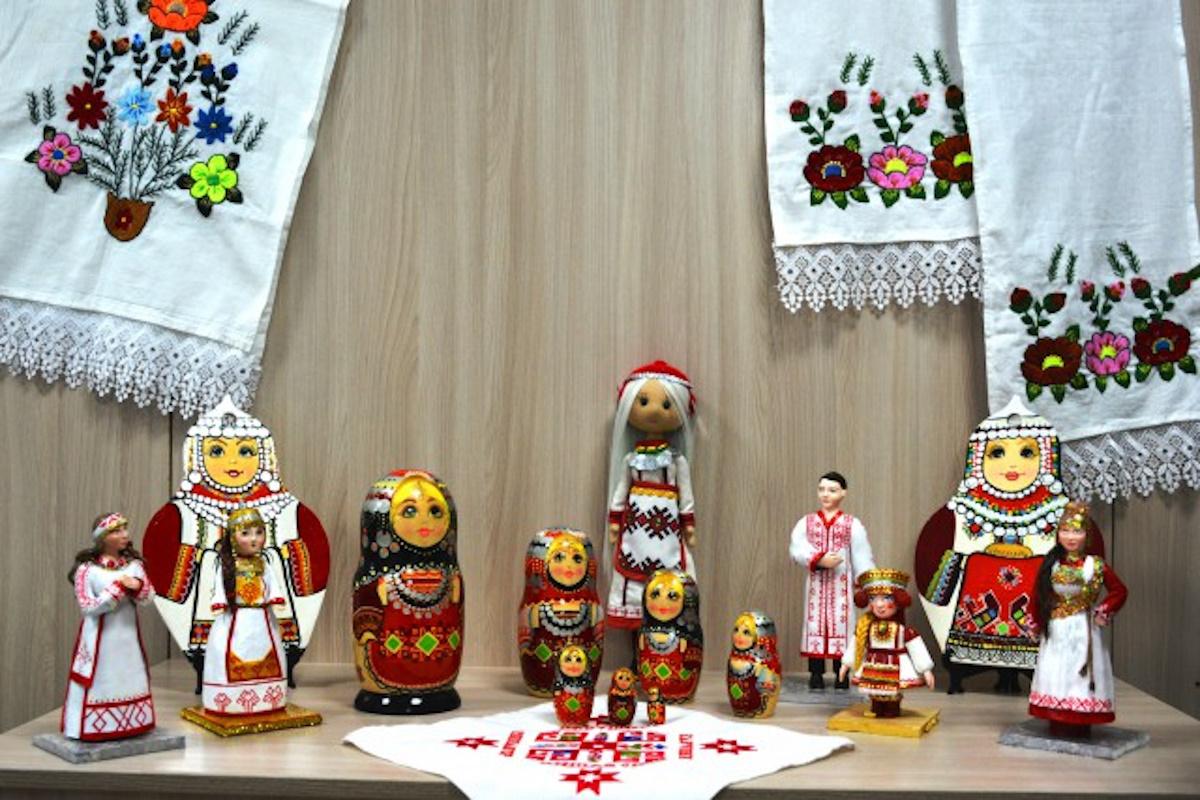 Осужденные женщины в ИК Чувашии слепили кукол для конкурса ФСИН «Национальная игрушка»