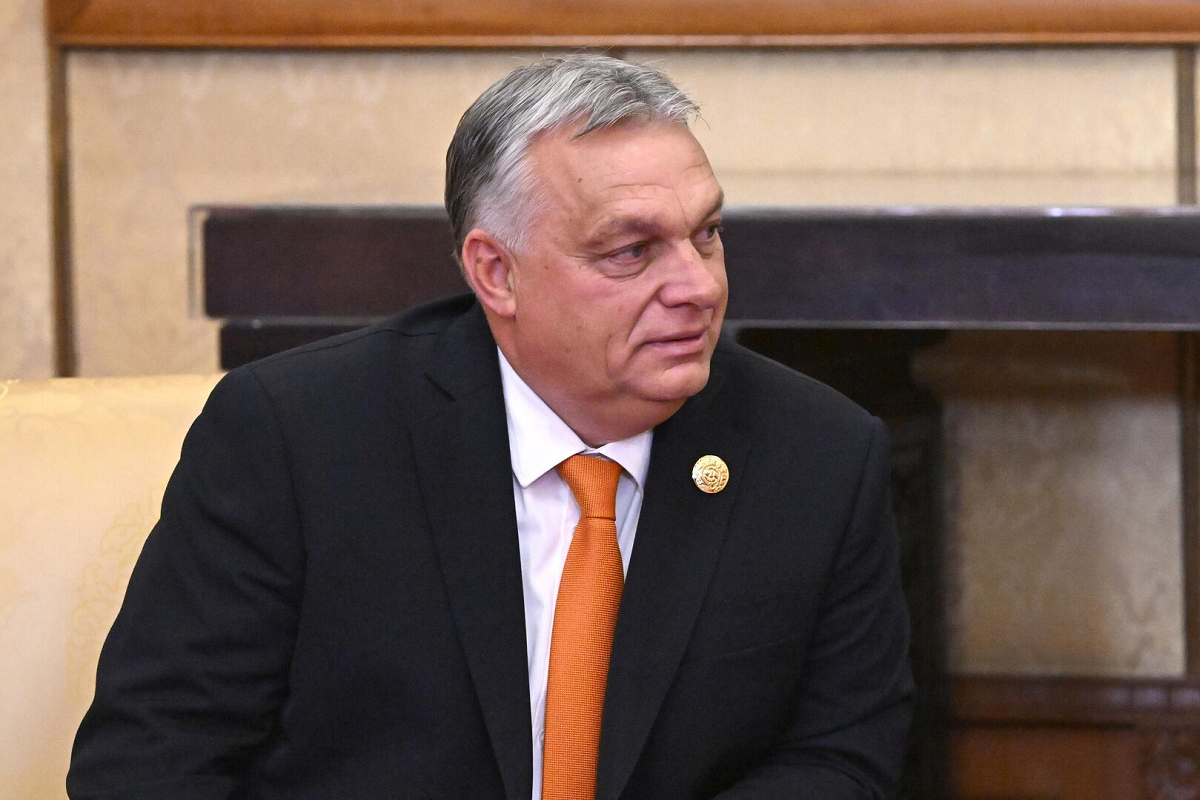 Вице-премьер Стефанишина опять пригласила Орбана на Украину