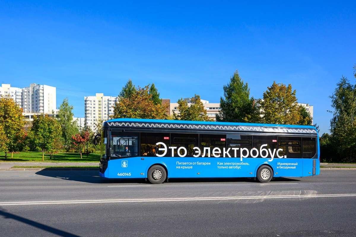 По московским маршрутам жителей и гостей города возят свыше 2660 электробусов