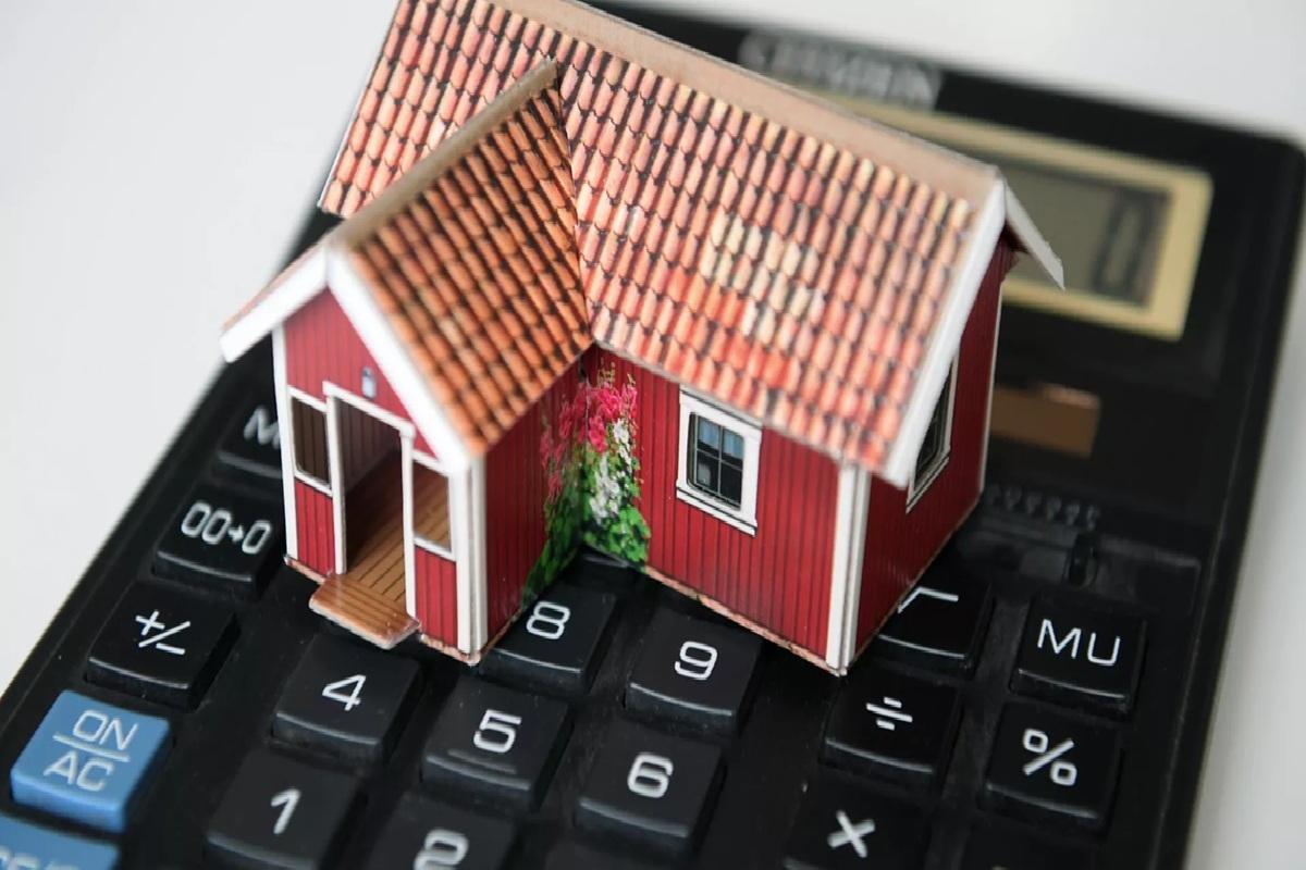 На первоначальный взнос по ипотеке требуется 14 средних зарплат