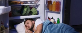 Эксперты назвали 6 продуктов для крепкого сна, которые можно есть на ночь