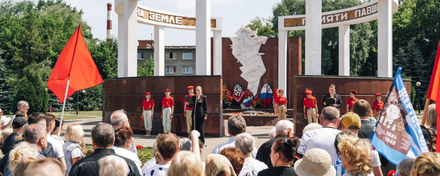 В Щелкове в День памяти и скорби возложили цветы к мемориалам