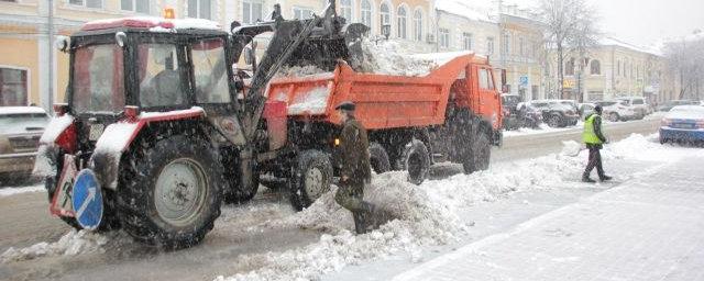 Улицы Ярославля за сутки очистили от 750 кубометров снега