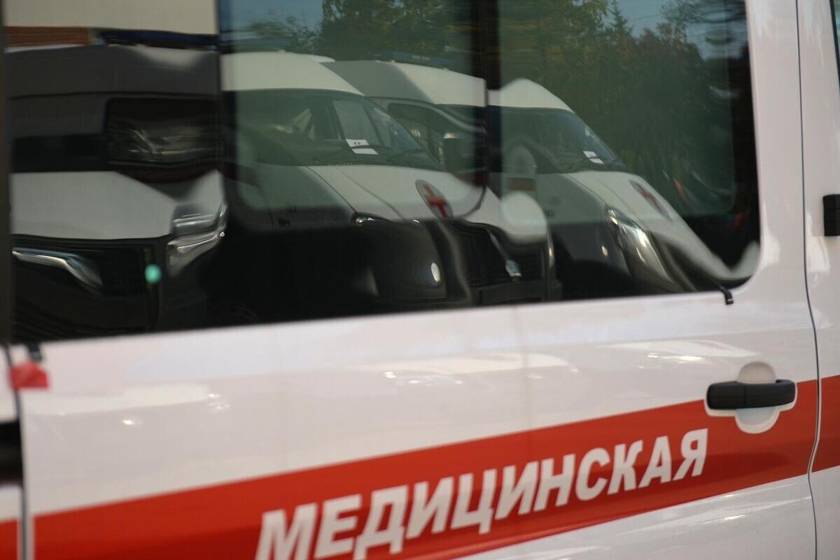 В Липецке в ожоговое отделение доставили парня после взрыва смартфона в кармане