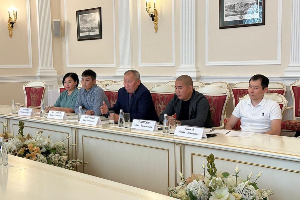 Степные воины Калмыкии получат свой памятник в Петербурге