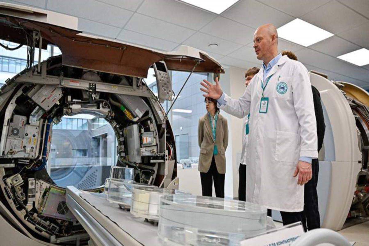 В Москве Собянин и Мурашко открыли модернизированный медицинский техноцентр