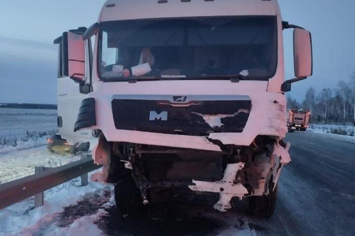 По факту аварии с четырьмя погибшими в Иркутской области завели уголовное дело