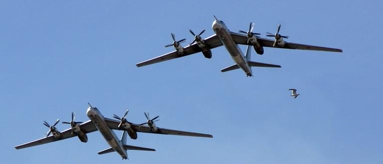Российские Ту-95 нанесли удар по боевикам ИГ под Раккой