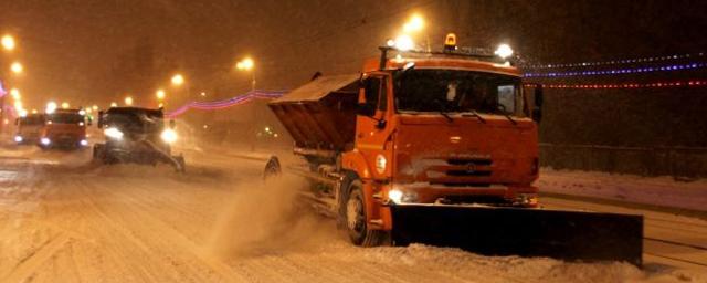 «Позор!»: Дмитрий Азаров раскритиковал уборку снега на улицах Самары