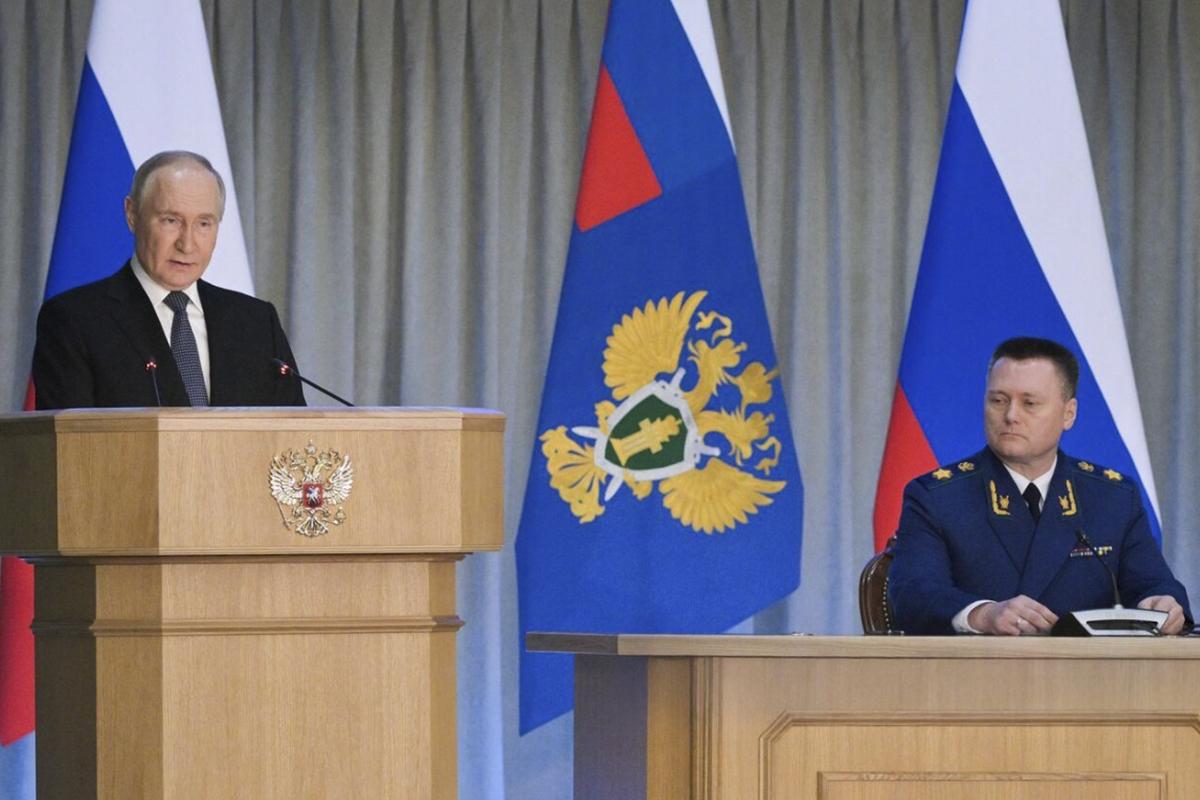 «Вернуть незаконно утраченное». Генпрокурор претендует на кресло главы Верховного суда. Как это связано с возможным уходом Бастрыкина?